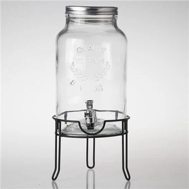 Ital-adagoló csappal